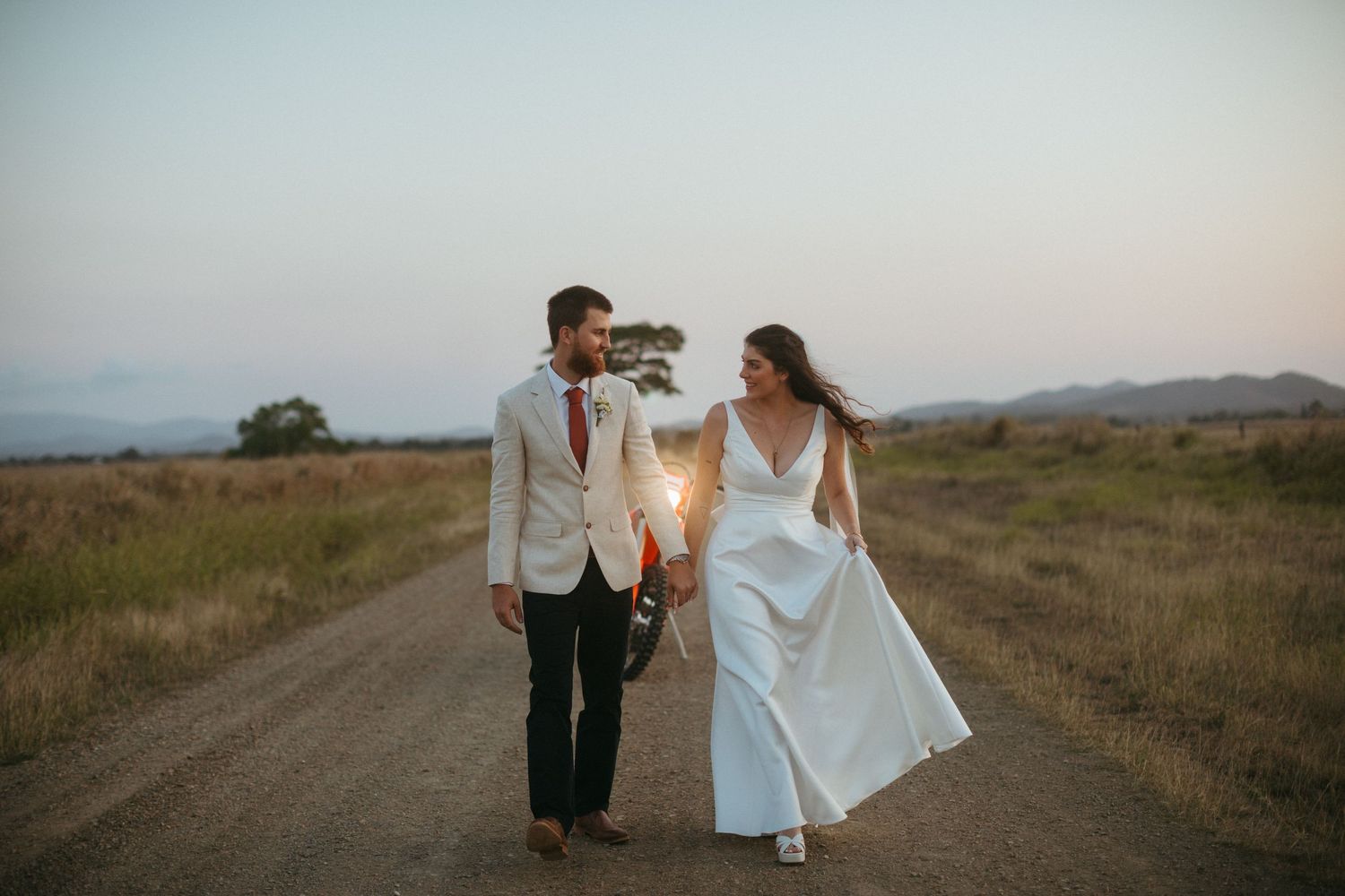 Hedlow Creek Wedding Photography
ROCKHAMPTON WEDDING PHOTOGRAPHER