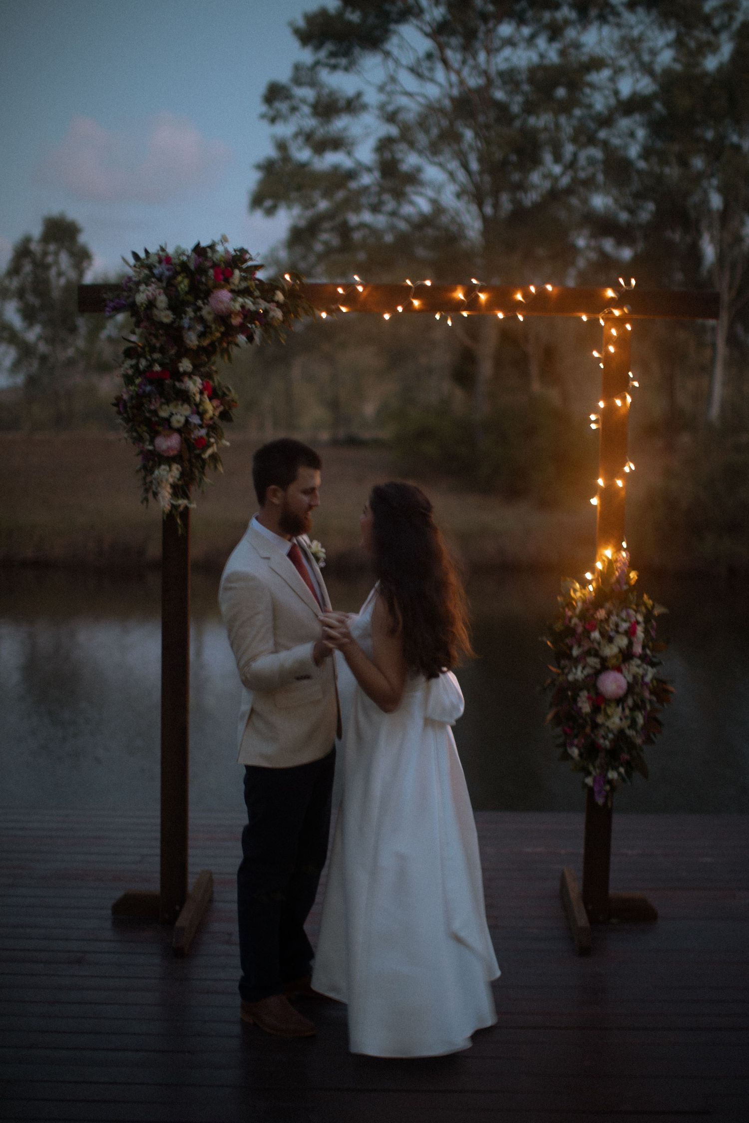 Hedlow Creek Wedding Photography
ROCKHAMPTON WEDDING PHOTOGRAPHER