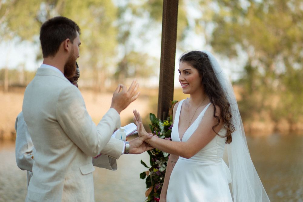 Hedlow Creek Wedding Photography
ROCKHAMPTON WEDDING PHOTOGRAPHER