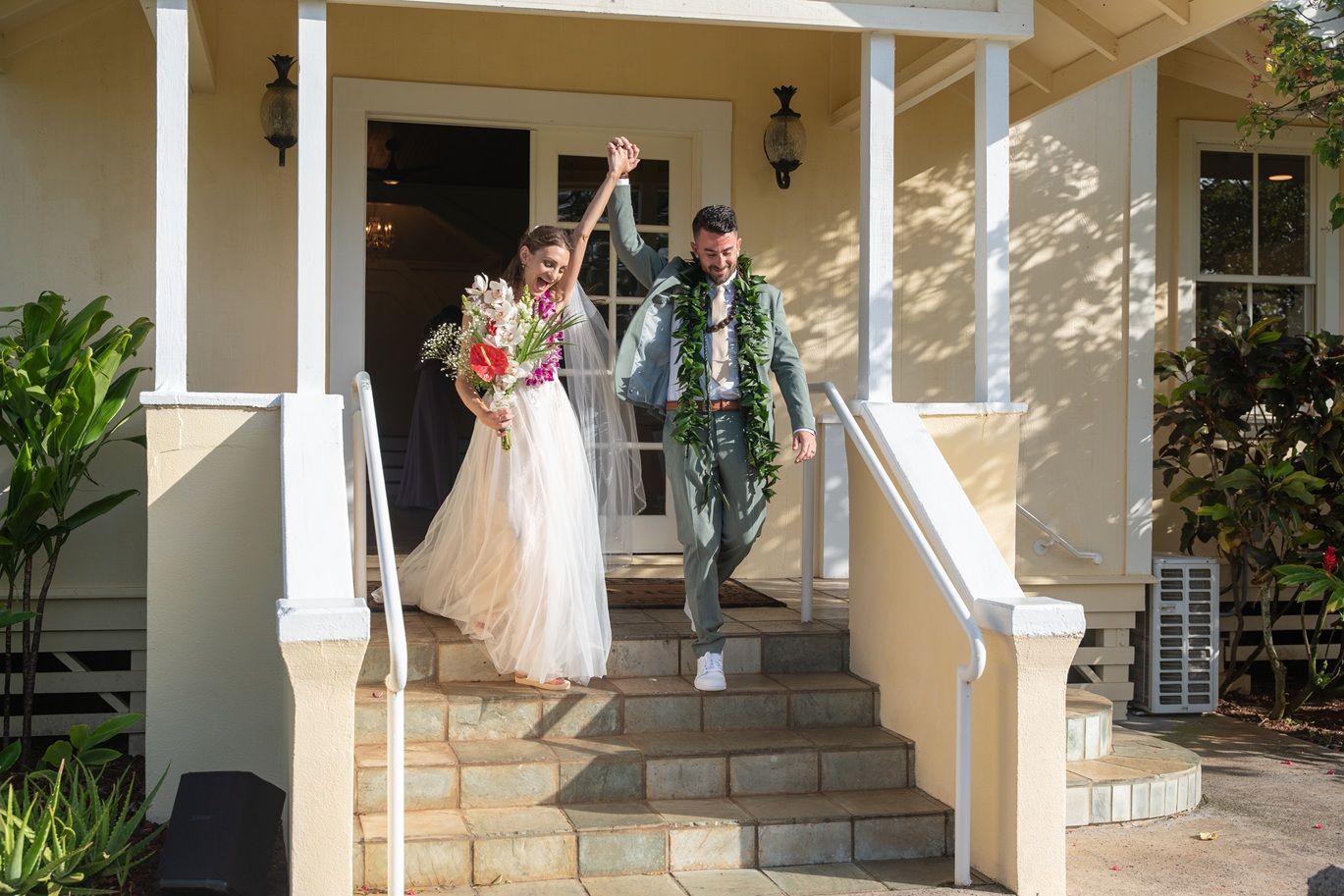 Maui wedding photographer photo against beautiful Maui Pineapple Chapel by ohwowfotos.