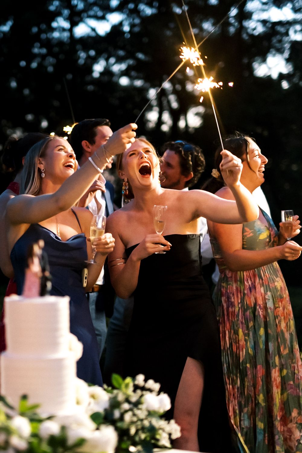 Joyful candid moments during Rachael and Aaron’s Quinta do Torneiro wedding in Lisbon, Portugal