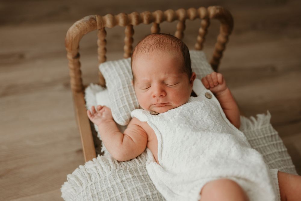 Regina newborn photographer Weyburn newborn photographer Regina newborn photography studio newborn photographer studio Saskatchewan