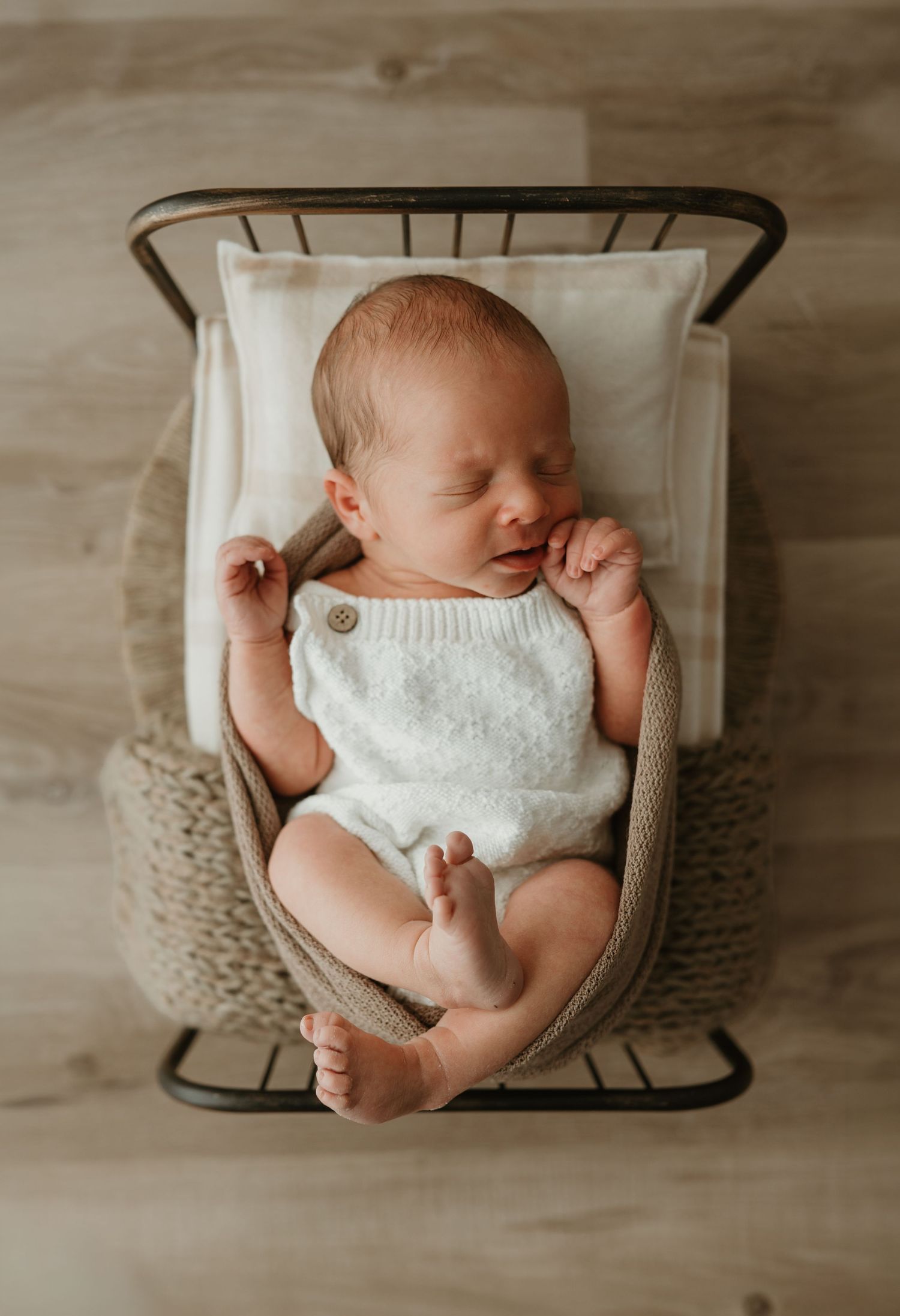 Regina newborn photographer Weyburn newborn photographer Regina newborn photography studio newborn photographer studio Saskatchewan
