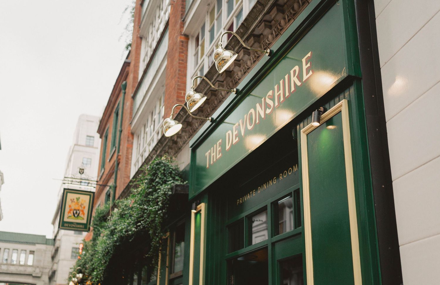 Wedding ceremony in Chelsea Town Hall, vintage wedding dress, wedding in pub