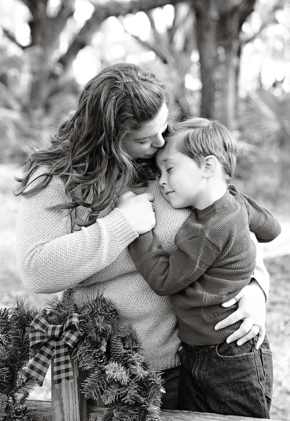 Family photo session in Orlando, Florida – captured by Lucy Knox Photography. Mommy & Me