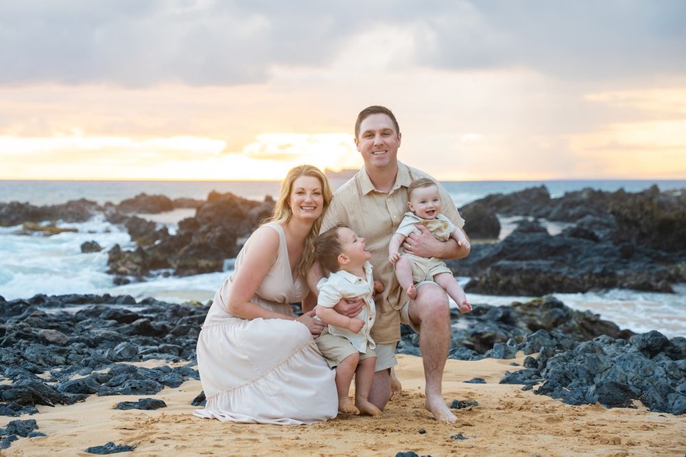 Maui family photo by ohwowfotos during sunset beach in Hawaii