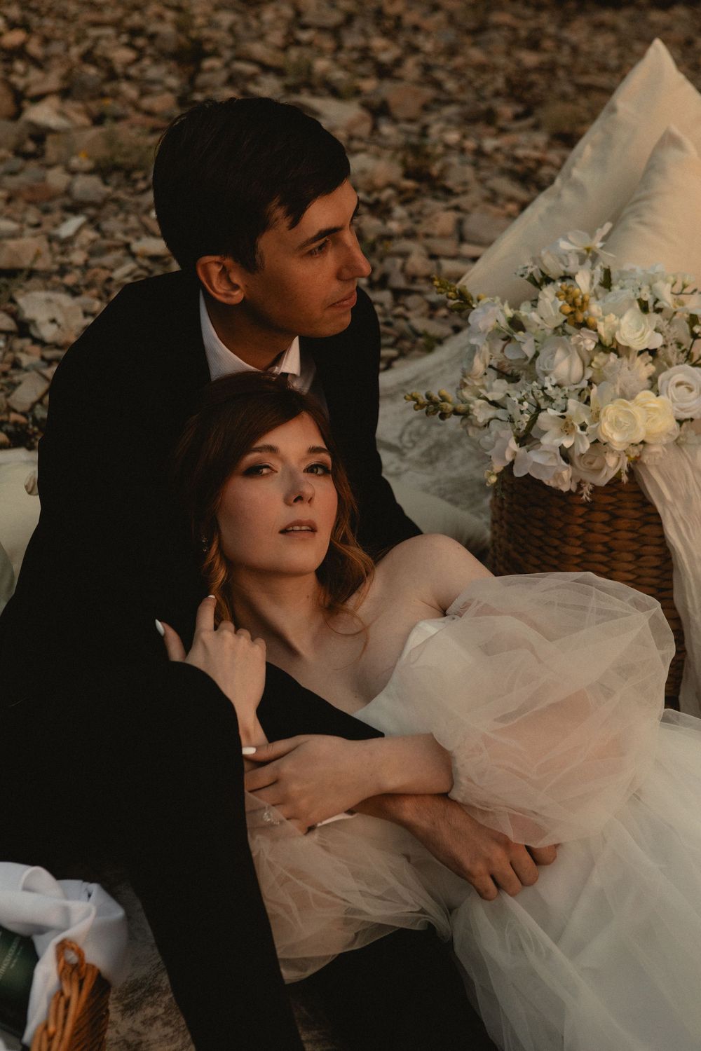 Editorial bridal picnic - Utah wedding Photographer