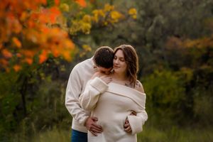 Kathryn Albertson Park Boise loving couple