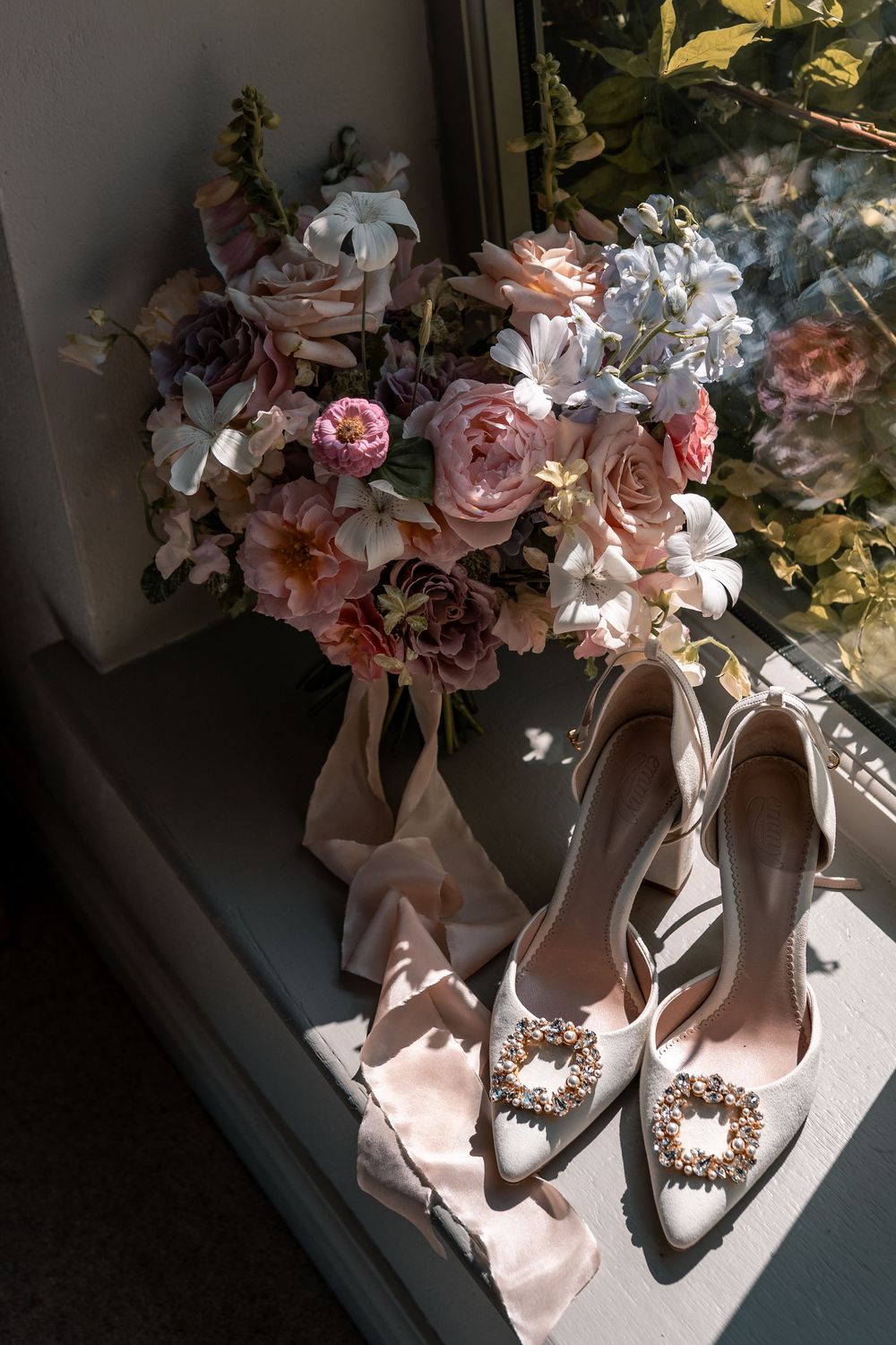 SUFFOLK CHURCH WEDDING - DOCUMENTARY WEDDING PHOTOGRAPHY