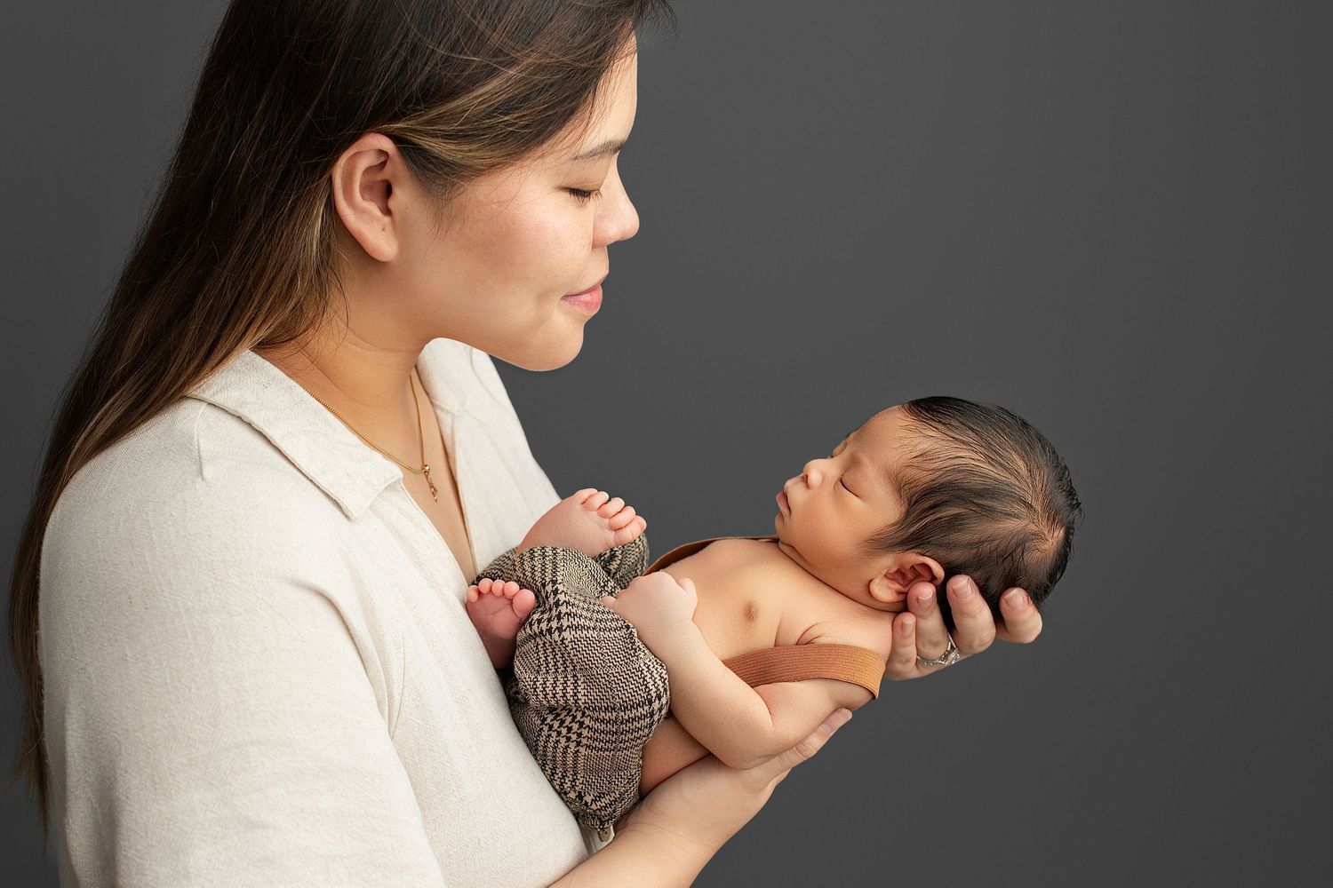 new mom and baby, pregnancy, newborn, Ipswich maternity hospital, Royal Brisbane Woman’s Hospital, Baby boy, vietnamese Mum fiji indian Dad