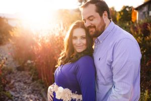 Sunset maternity photo with mountain views by Urso Photography in Lookout Mountain.
