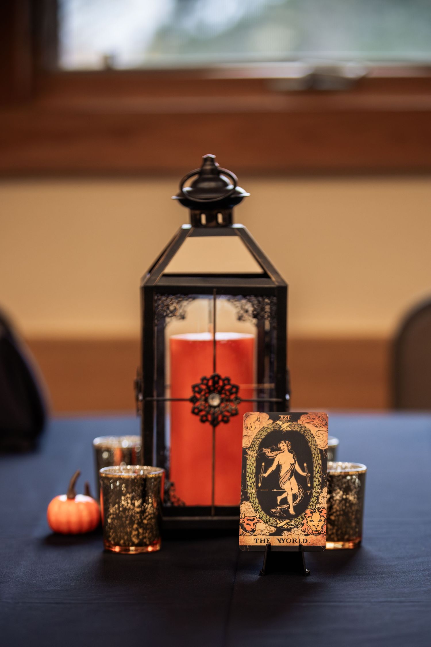 detail Photo of center piece