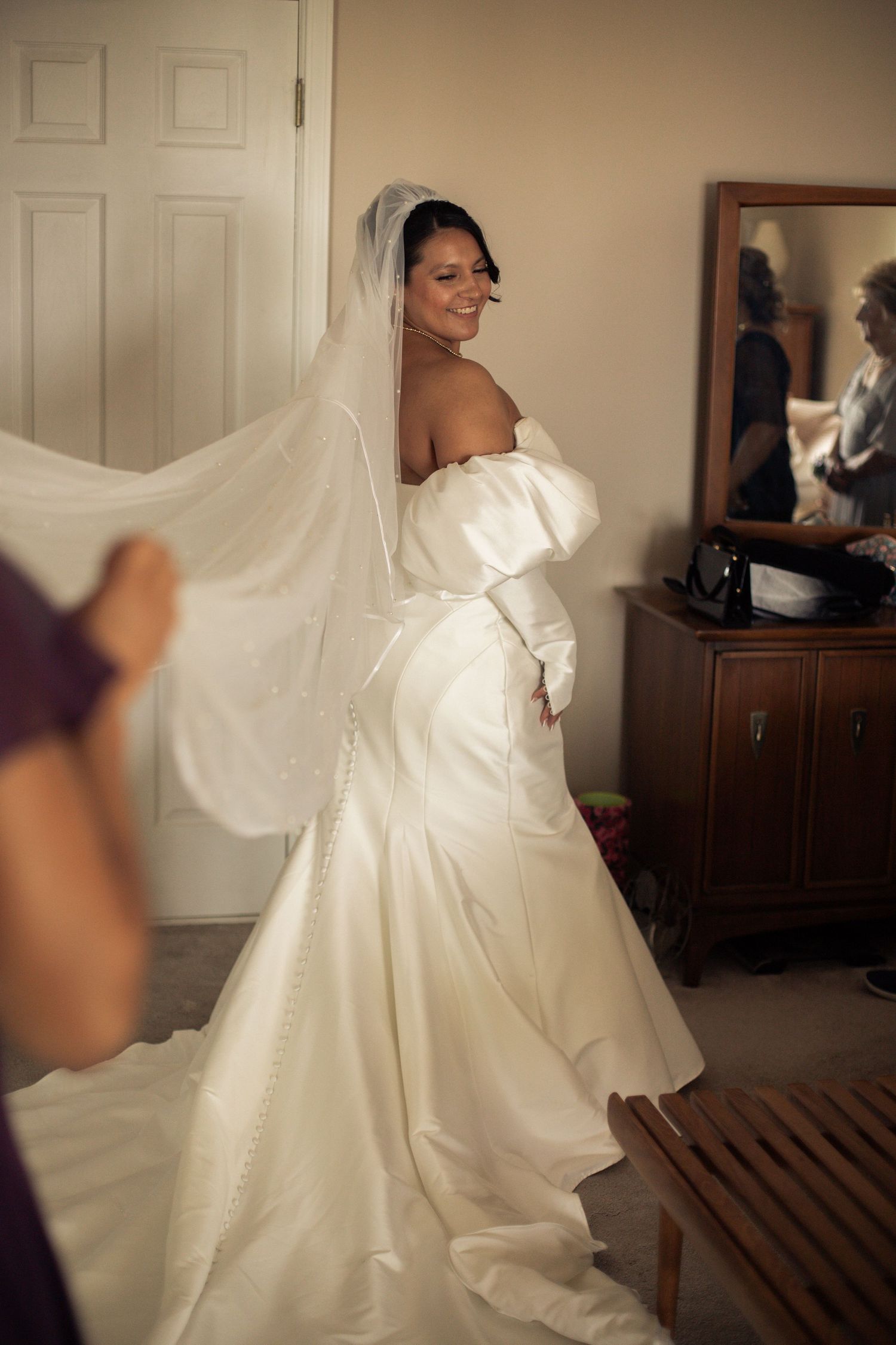 solo portrait of bride  in Saint Clair Shores, Michigan