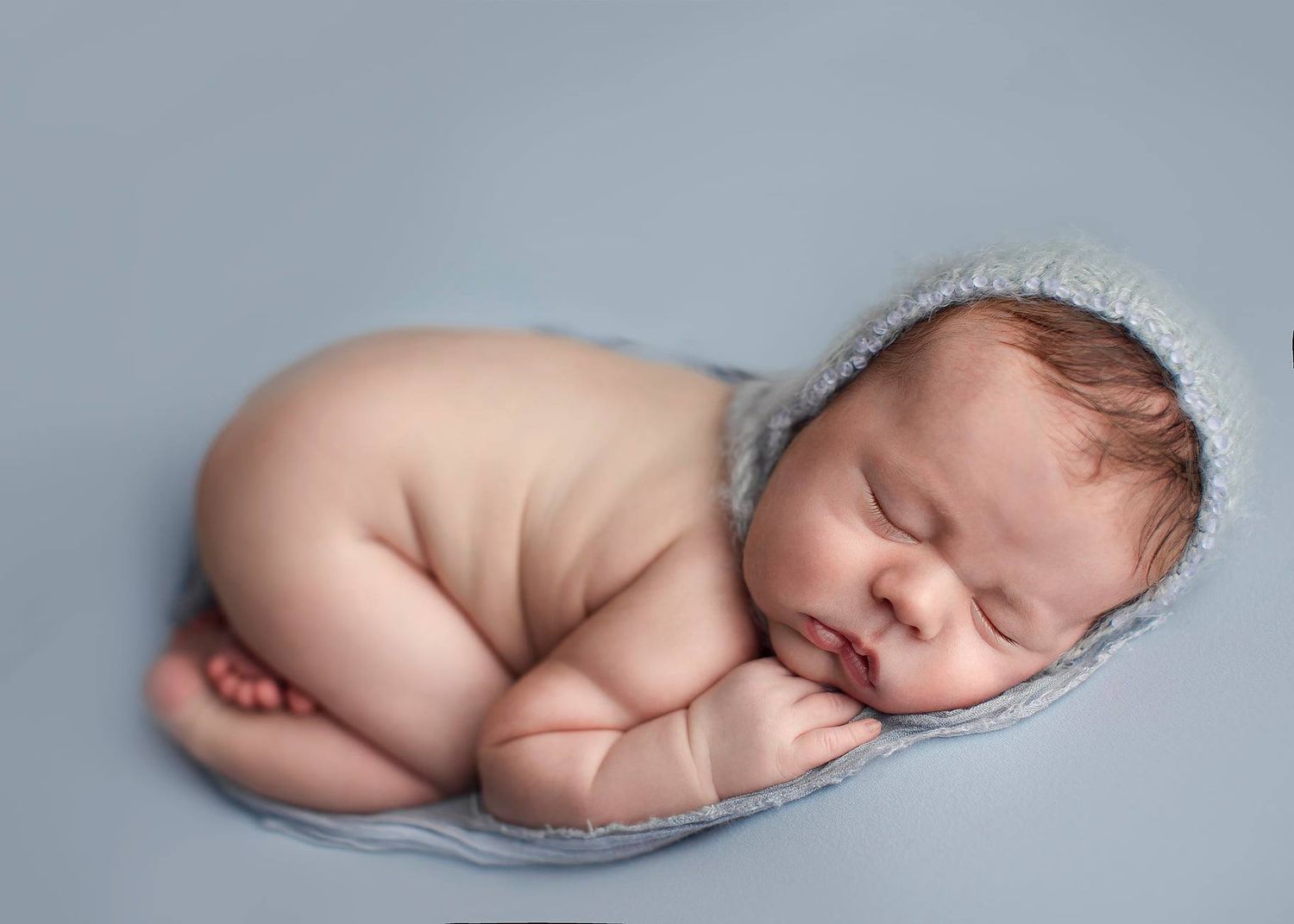 a sweet newborn sleepy Elizabeth Lang Photography Cloverdale Surrey Langley