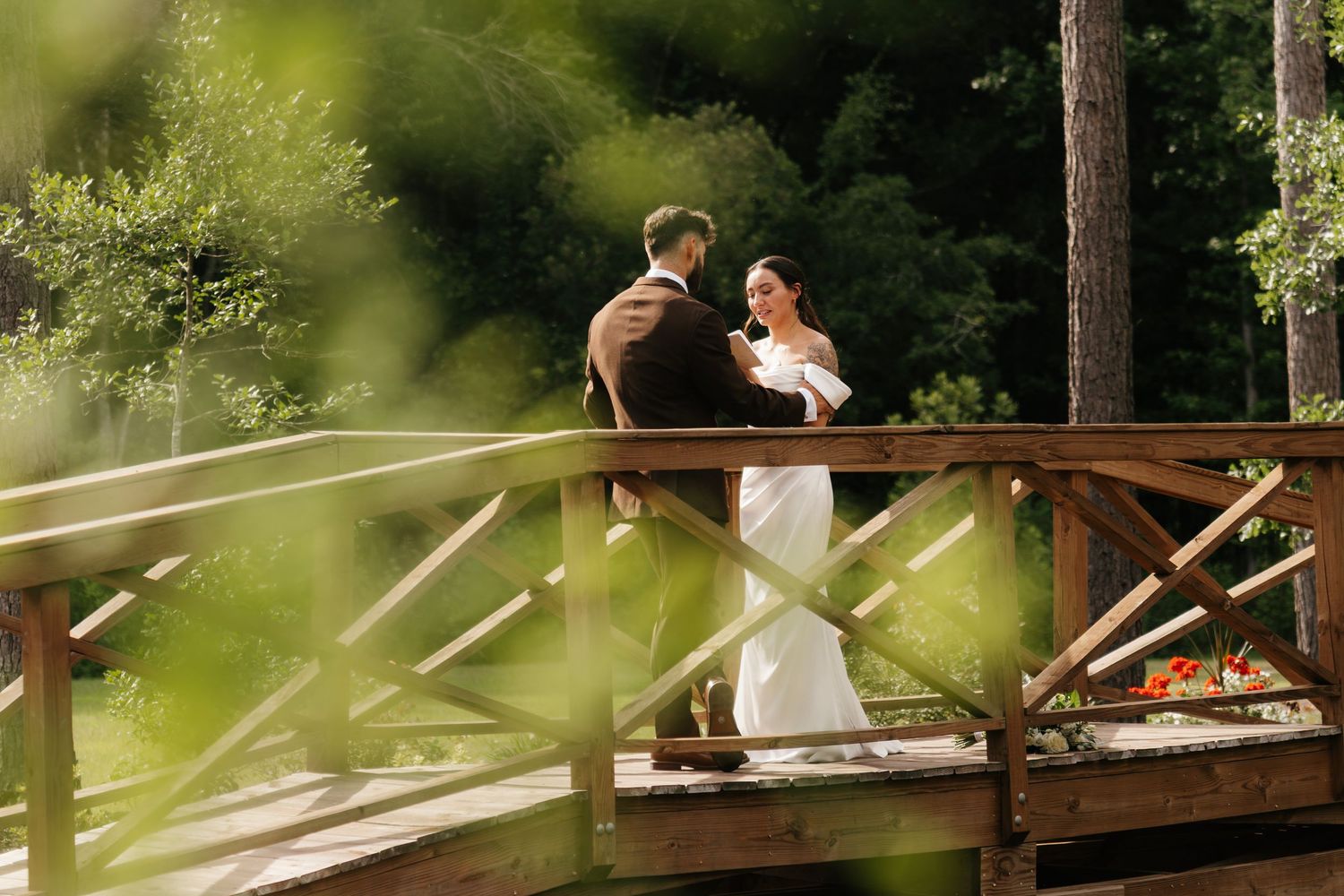 Jacksonville Wedding Photographer. Wilmington Wedding Photographer. Emerald Isle Photographer. Timberlee Farms Venue Photography. NC Wedding