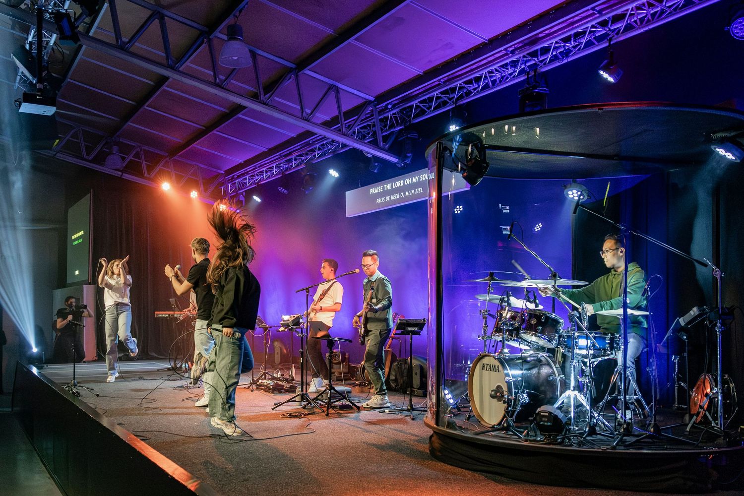 Limitless Build in Faith - Byjorinapeene
Aanbiddingsavond jongeren
Yannic van Noort