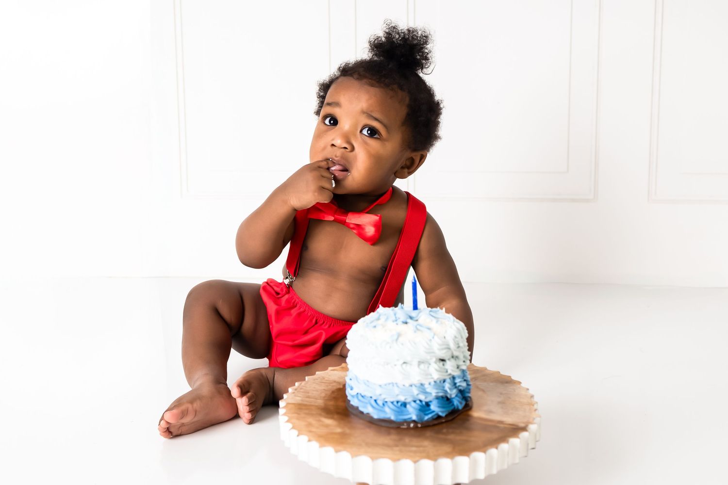 Cake Smash Photo Session | Milestone Photography | Turning One | First Birthday Photos | Richmond, VA
