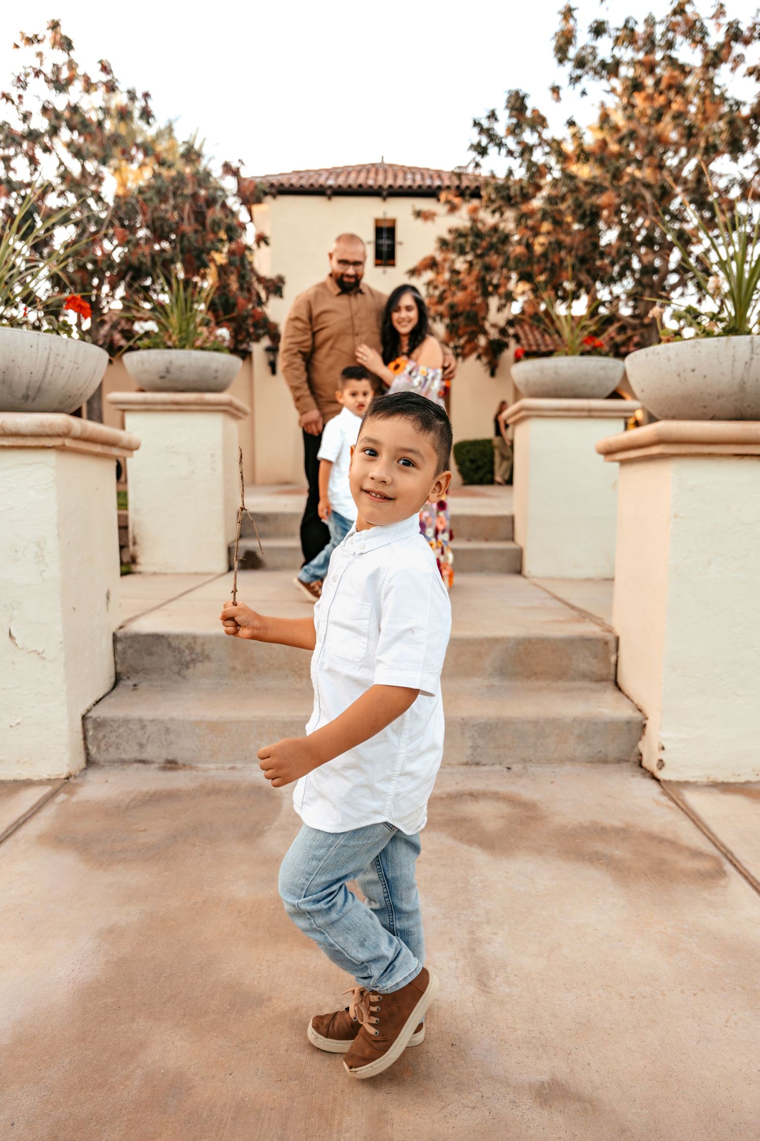 Arizona family wedding photographer travel photographer birth maternity photography