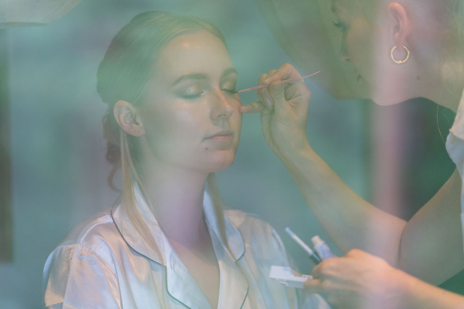 Freie Trauung am Van der Valk Naturresort – Hochzeitsfotograf Berlin Braut Getting ready