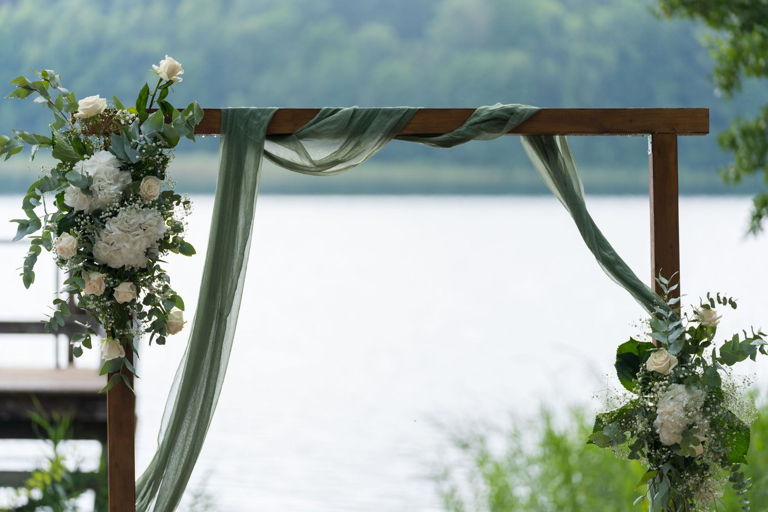 Freie Trauung im Grünen – Top Hochzeitsfotograf Berlin im Van der Valk Naturresort
