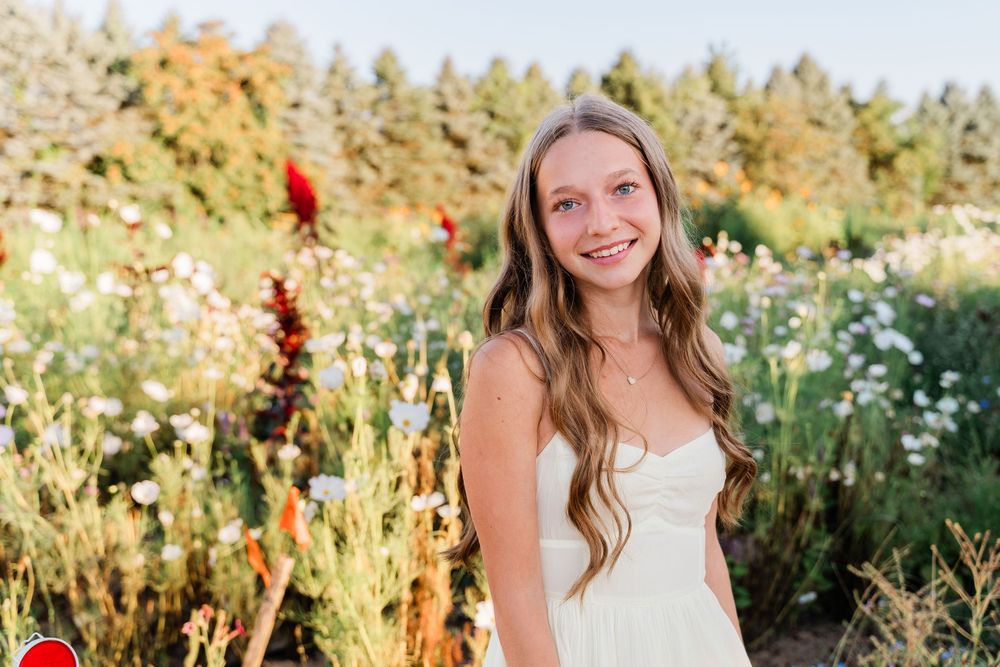 Senior pictures in Northwest Ohio natural setting