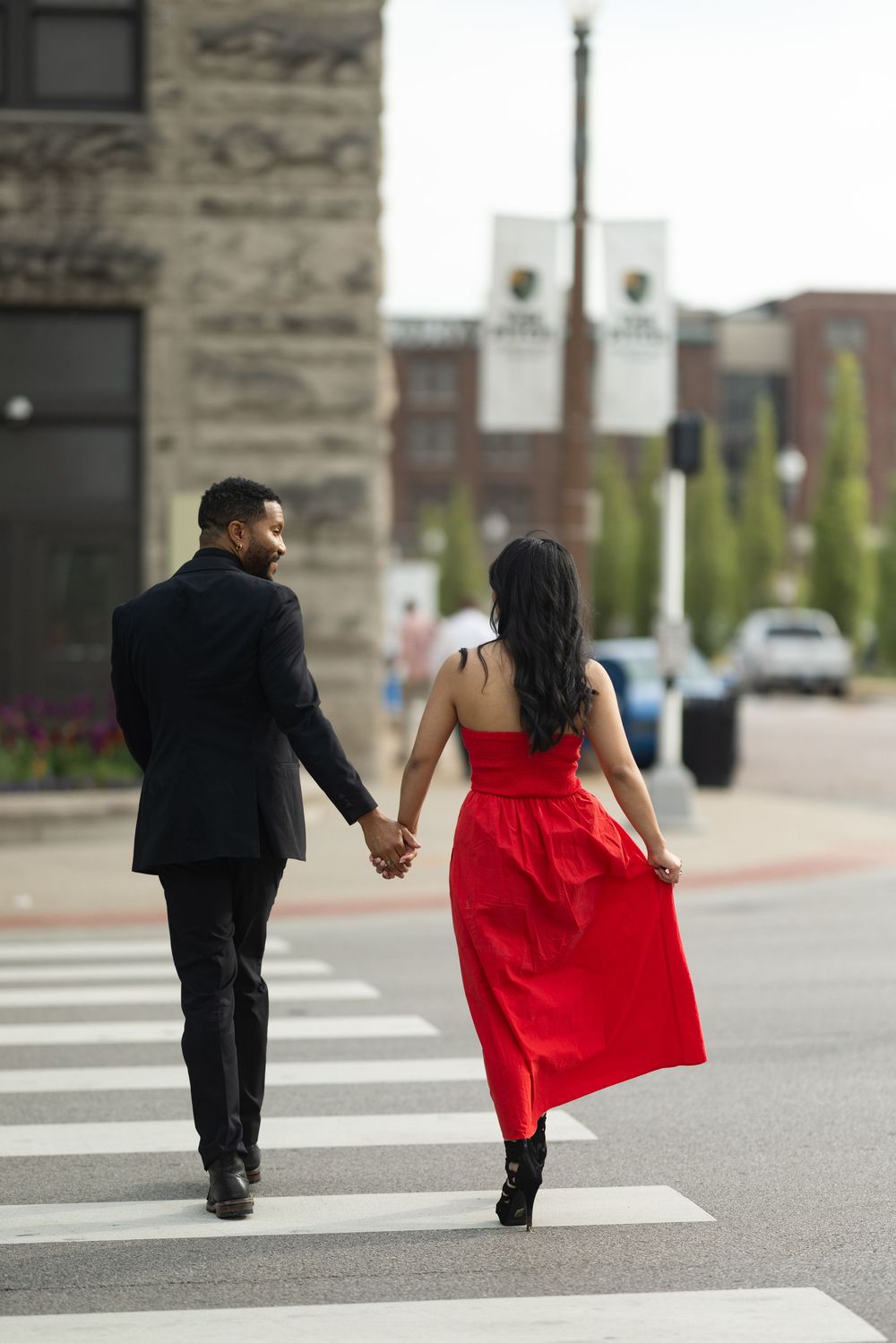 Couple Photography, couple posing ideas, Family Photographer in Batavia IL, 60510.