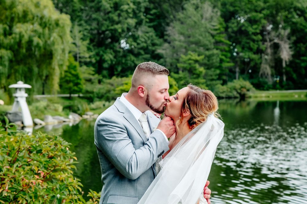 Buffalo Wedding Photographer Jess Trankle Images photographs the Bride and Groom at The Japanese Gardens in Buffalo, N.Y.