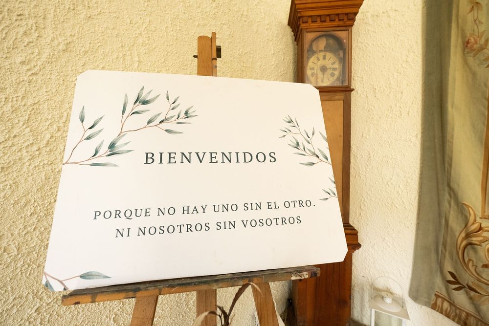 Cartel de bienvenida a la boda en el Palacio de Valdesoto