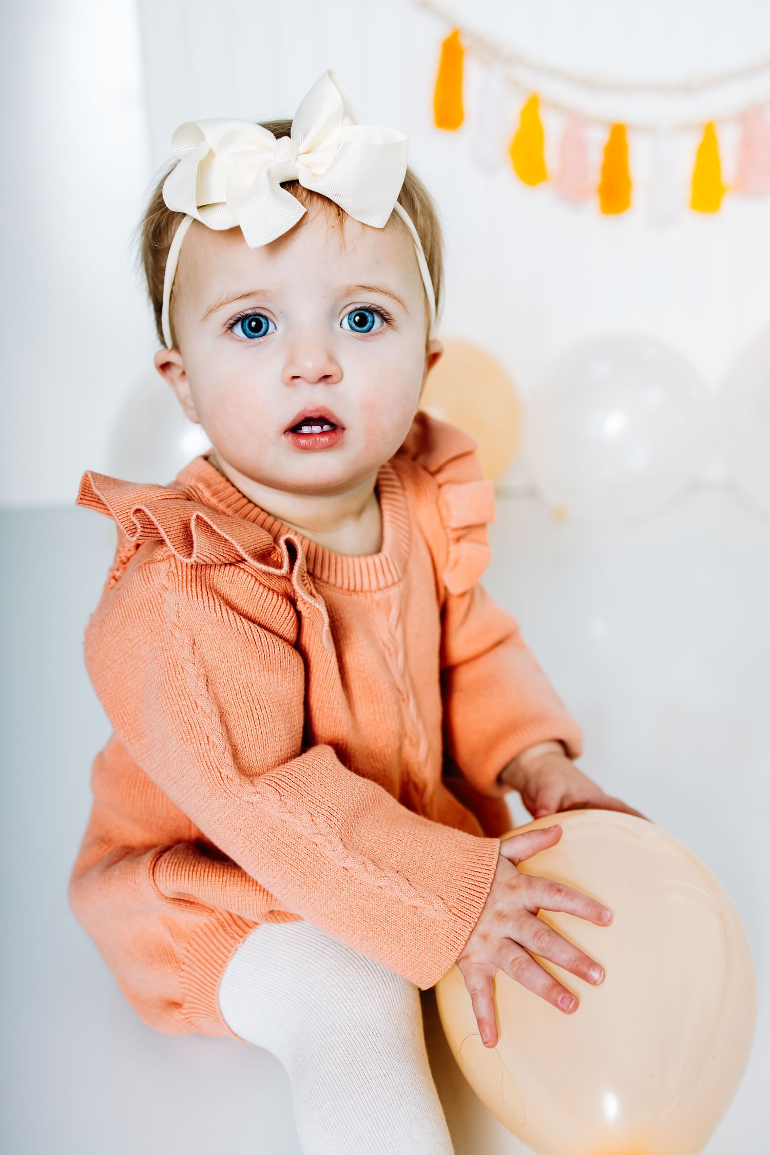 Affordable cake smash photographer in Richmond, Virginia. Milestone photo sessions in RVA. Children photographer in Richmond, Virginia