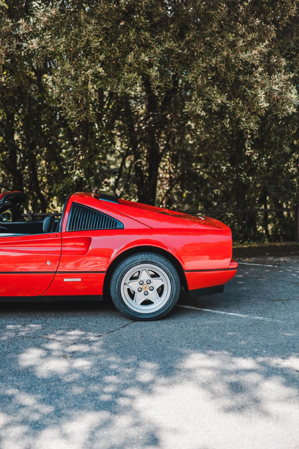 Fotografía profesional de rutas de coches clásicos de Classic Concept por Boskoop Studio.