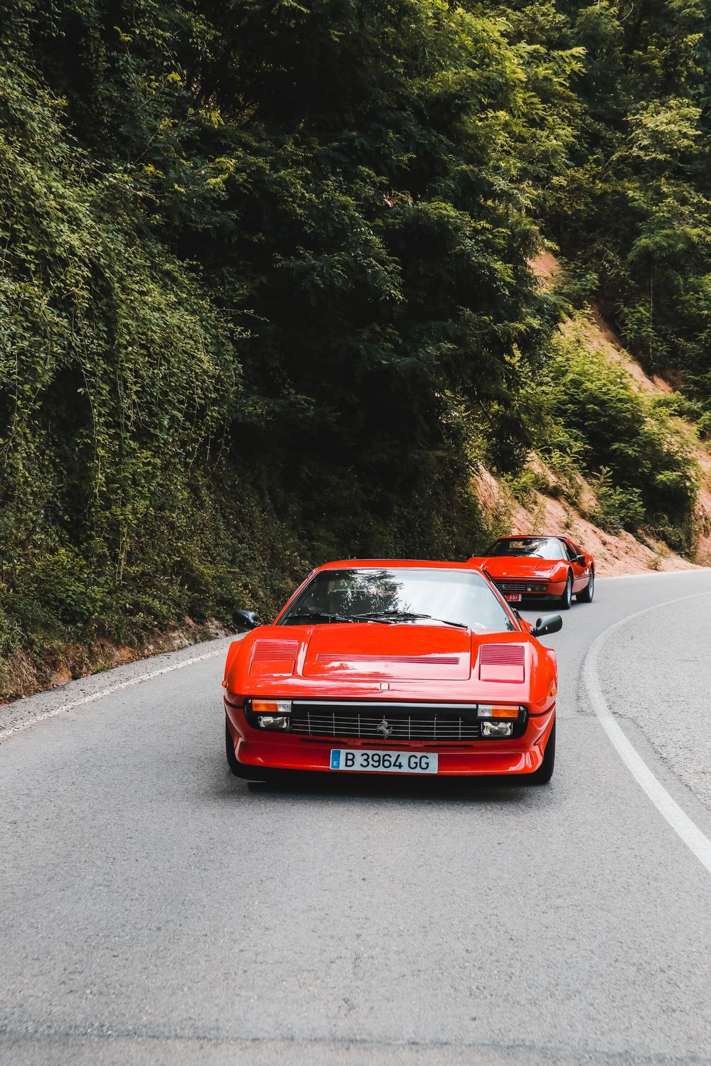 Fotografía profesional de rutas de coches clásicos de Classic Concept por Boskoop Studio.