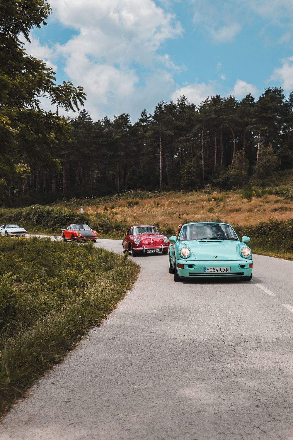 Fotografía profesional de rutas de coches clásicos de Classic Concept por Boskoop Studio.