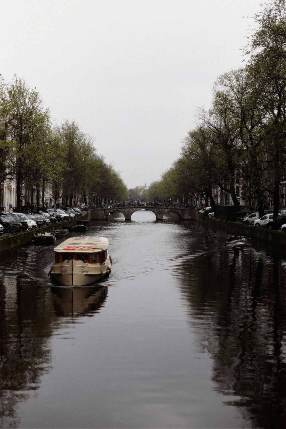 Photo voyage aux Pays-Bas dans la ville d'Amsterdam par Chaemi Studio, photographe à Montpellier. Reportage photo professionnel et créatif.