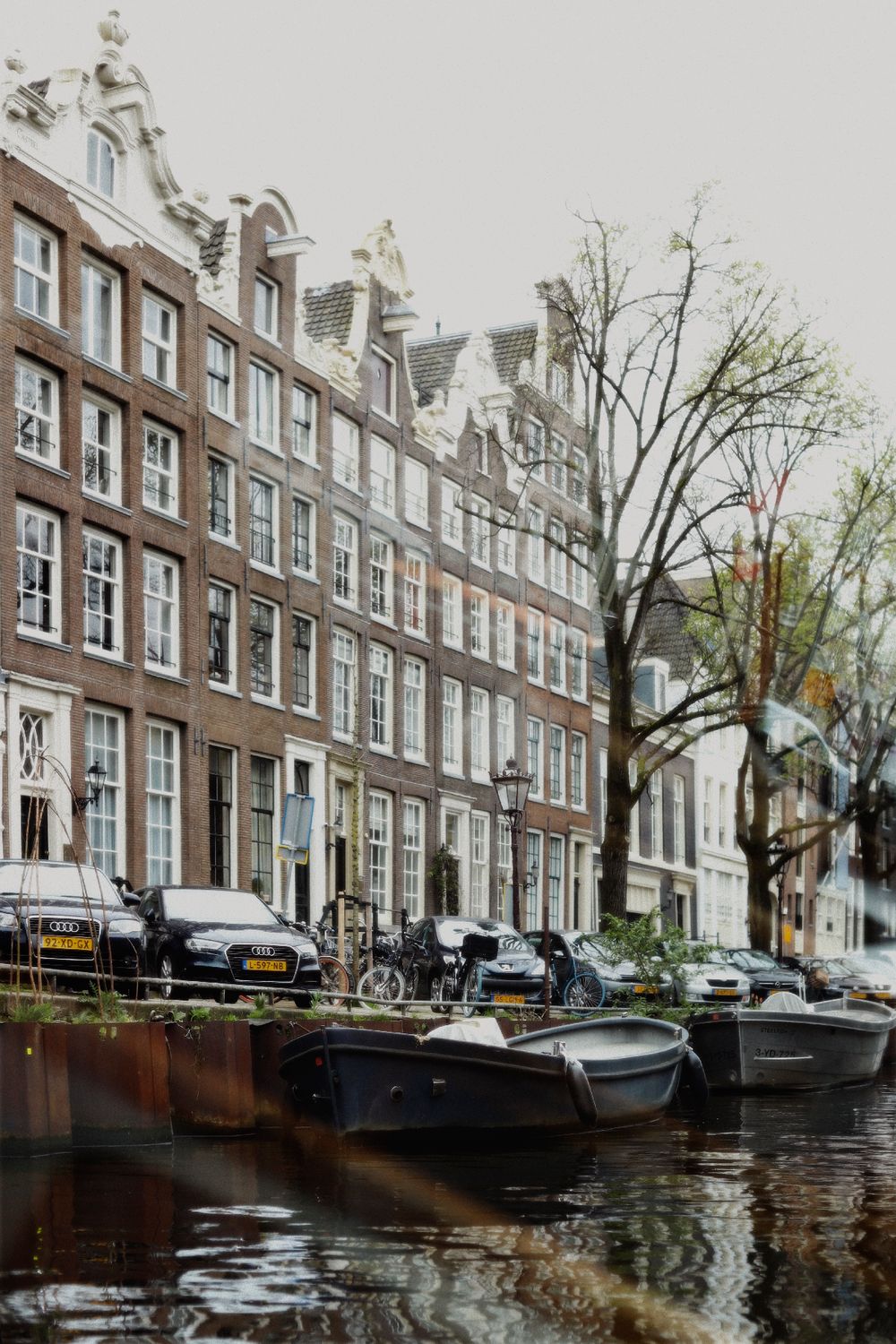 Photo voyage aux Pays-Bas dans la ville d'Amsterdam par Chaemi Studio, photographe à Montpellier. Reportage photo professionnel et créatif.
