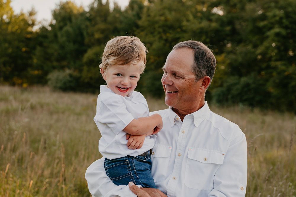 family, extended family, fall, outdoor, golden hour, lifestyle, West Michigan