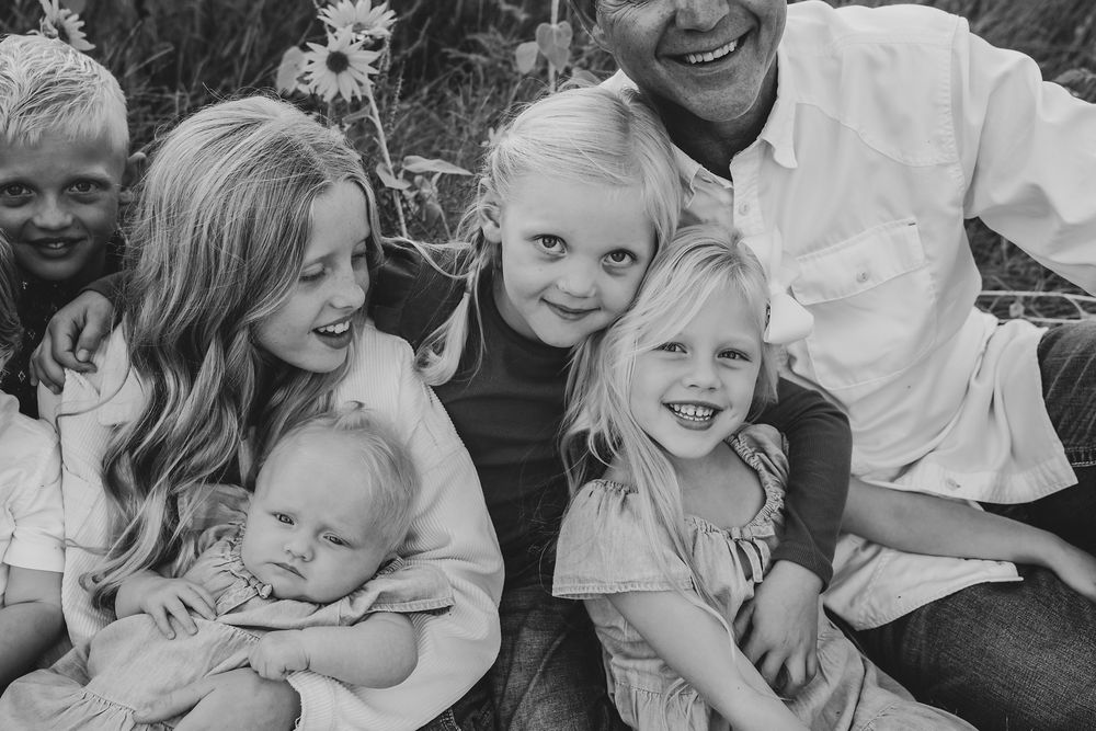 family, extended family, fall, outdoor, golden hour, lifestyle, West Michigan