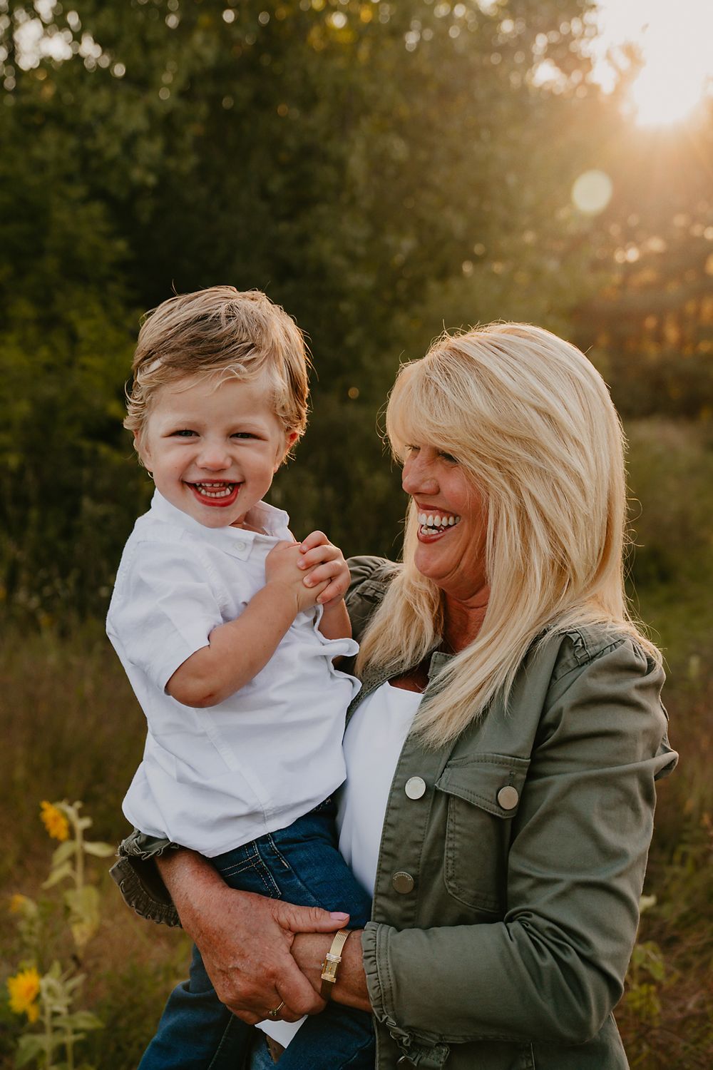 family, extended family, fall, outdoor, golden hour, lifestyle, West Michigan