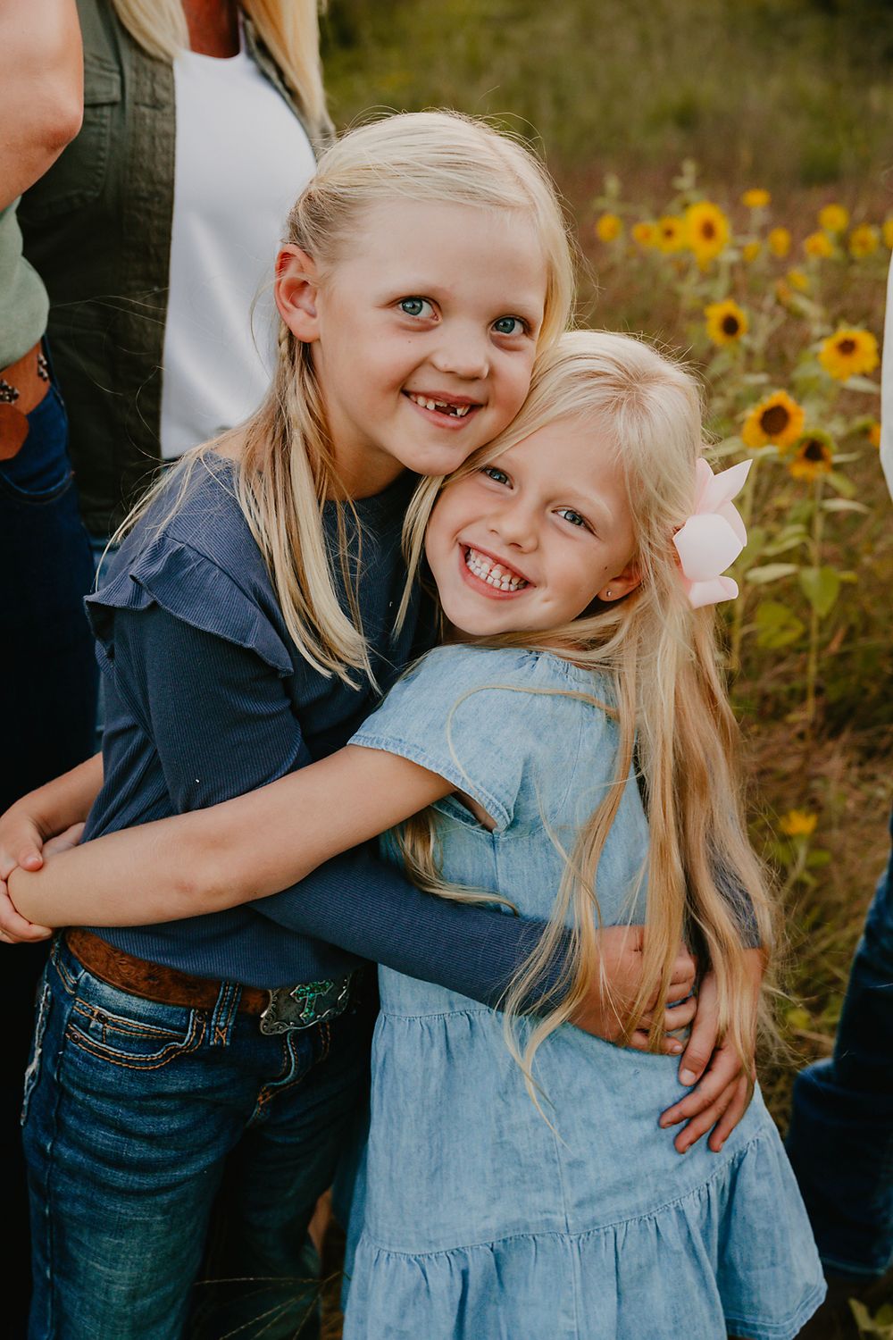 family, extended family, fall, outdoor, golden hour, lifestyle, West Michigan