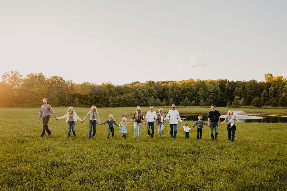 family, extended family, fall, outdoor, golden hour, lifestyle, West Michigan