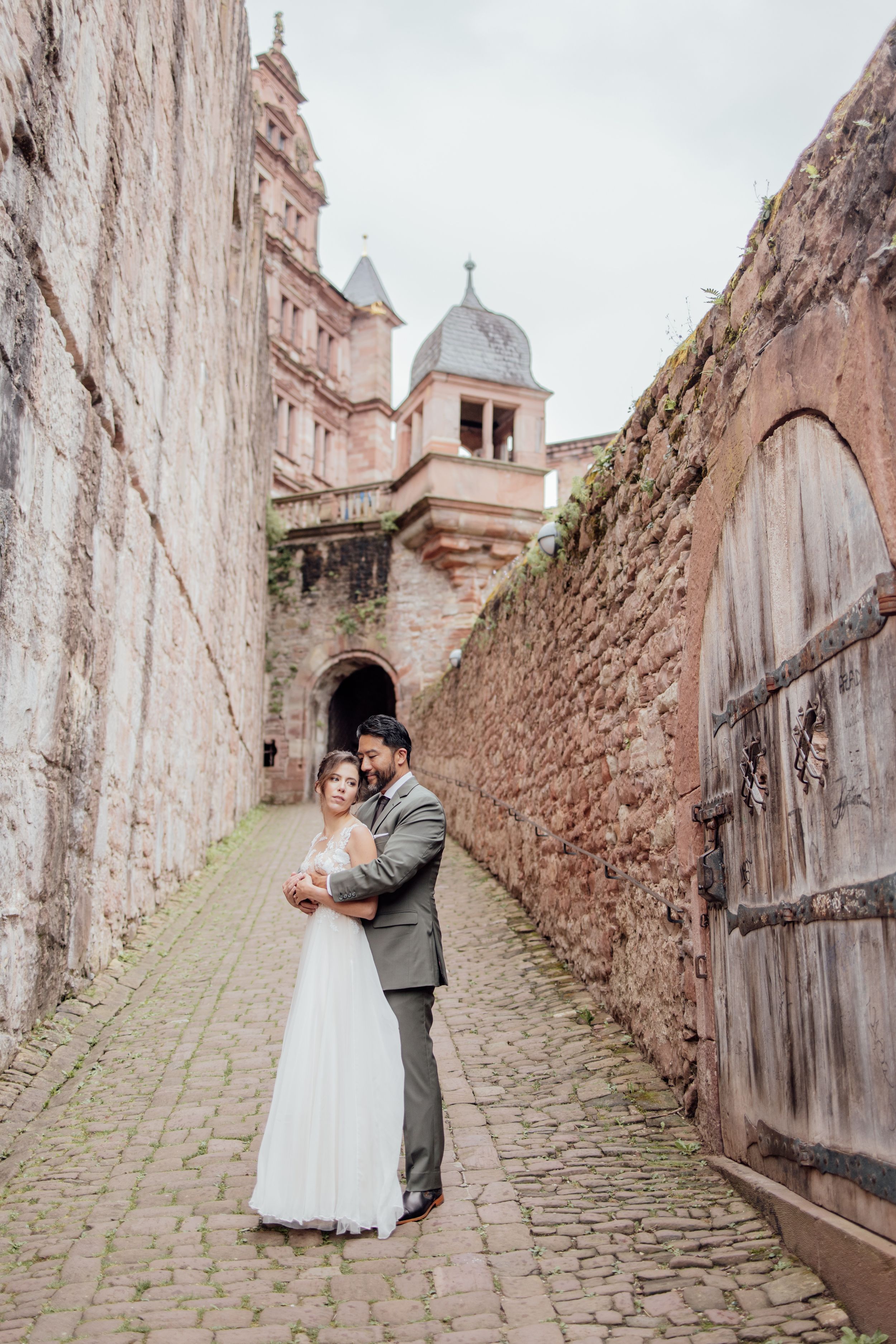 Heidelberg Castle Wedding Photography - Heidelberg Wedding Photographer - Wedding Photography Heidelberg - Couples Photographer