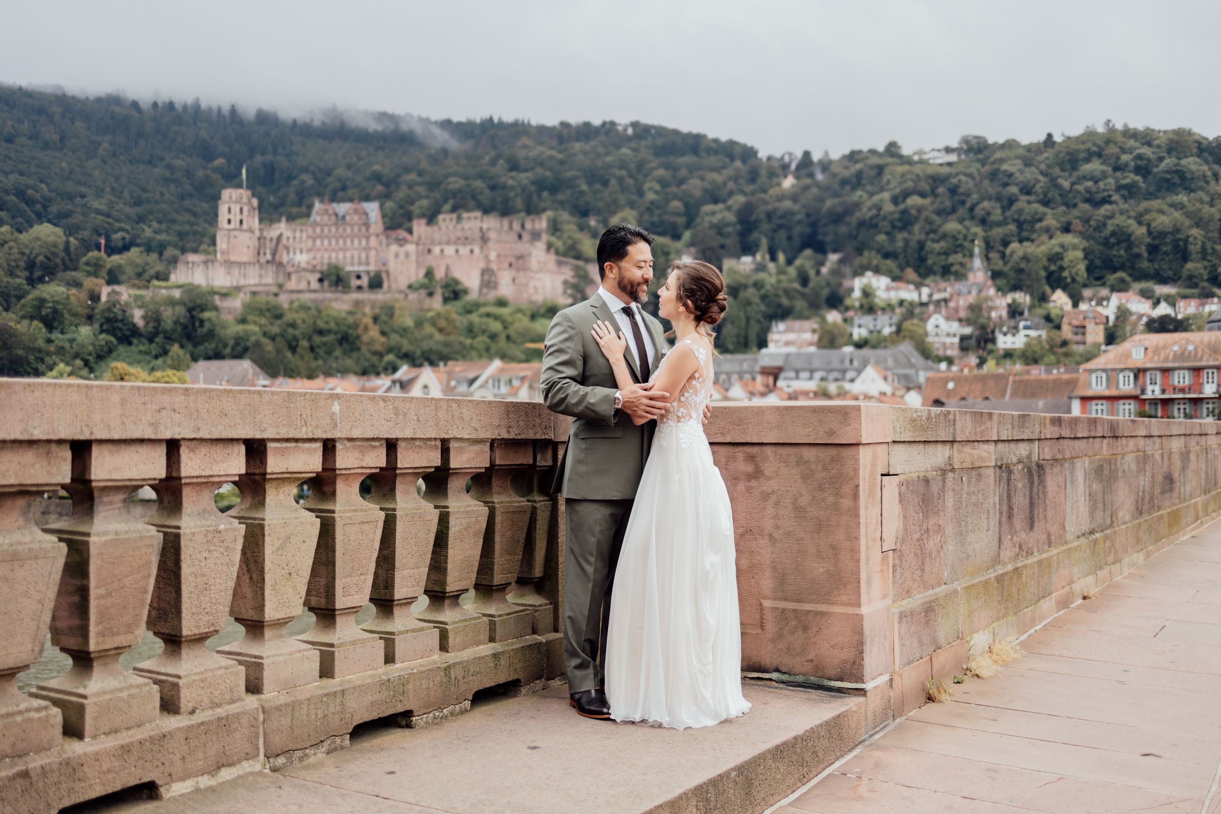 Heidelberg Old Bridge Wedding Photography - Heidelberg Wedding Photographer - Wedding Photography Heidelberg - Couples Photographer