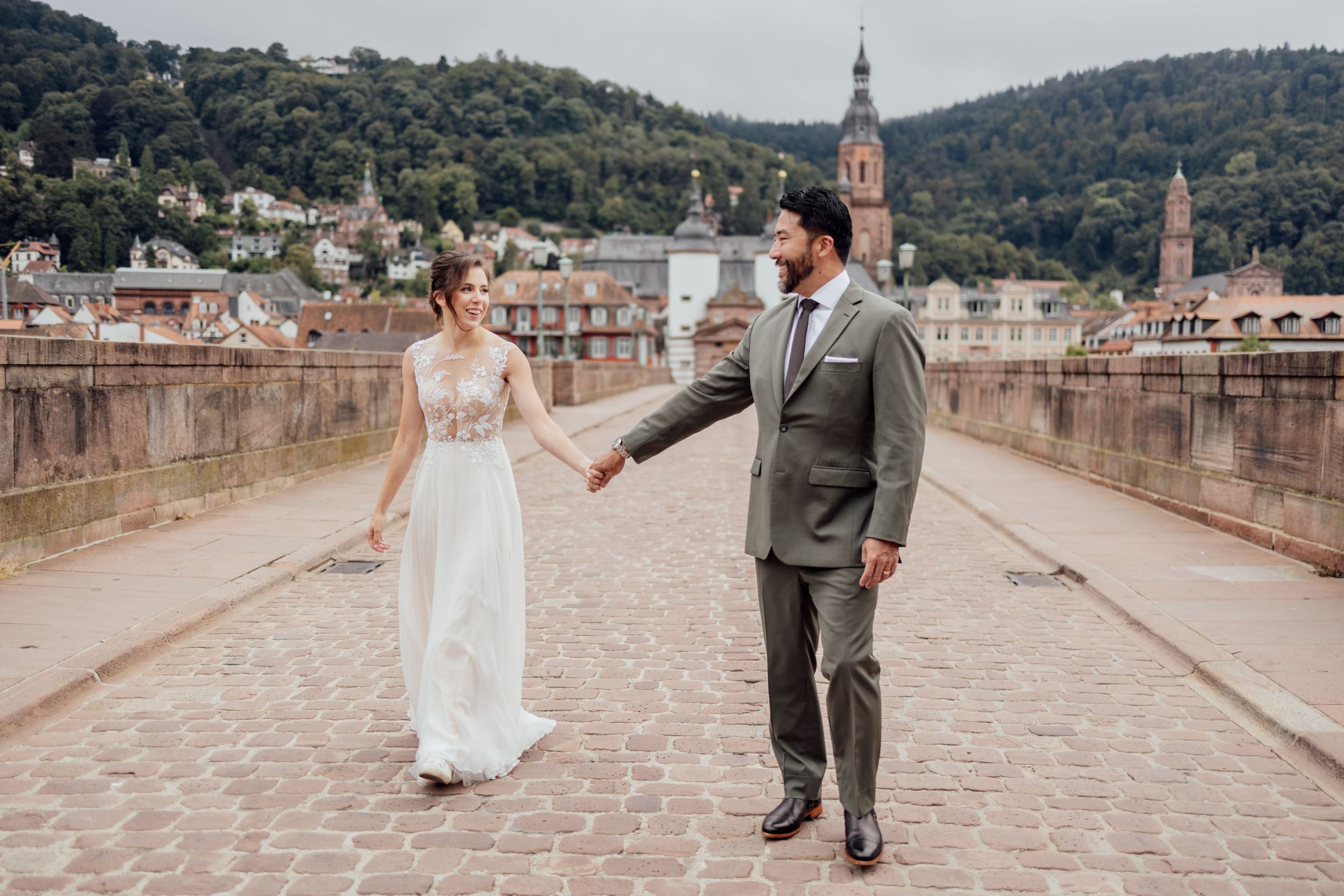Heidelberg Old Bridge Wedding Photography - Heidelberg Wedding Photographer - Wedding Photography Heidelberg - Couples Photographer