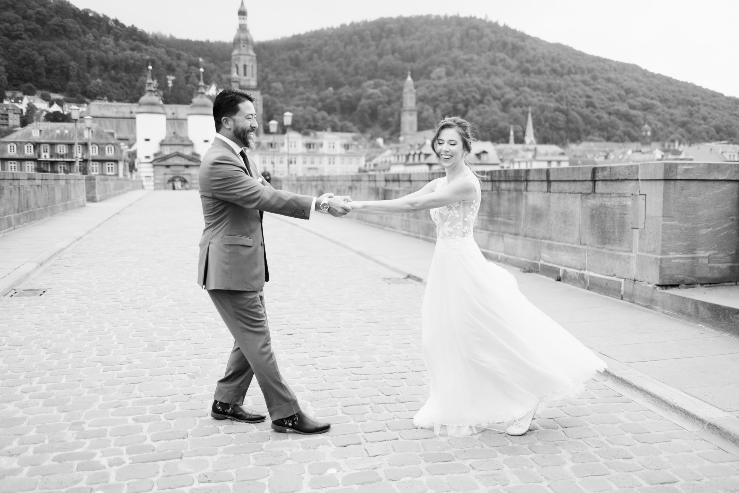 Heidelberg Old Bridge Wedding Photography - Heidelberg Wedding Photographer - Wedding Photography Heidelberg - Couples Photographer