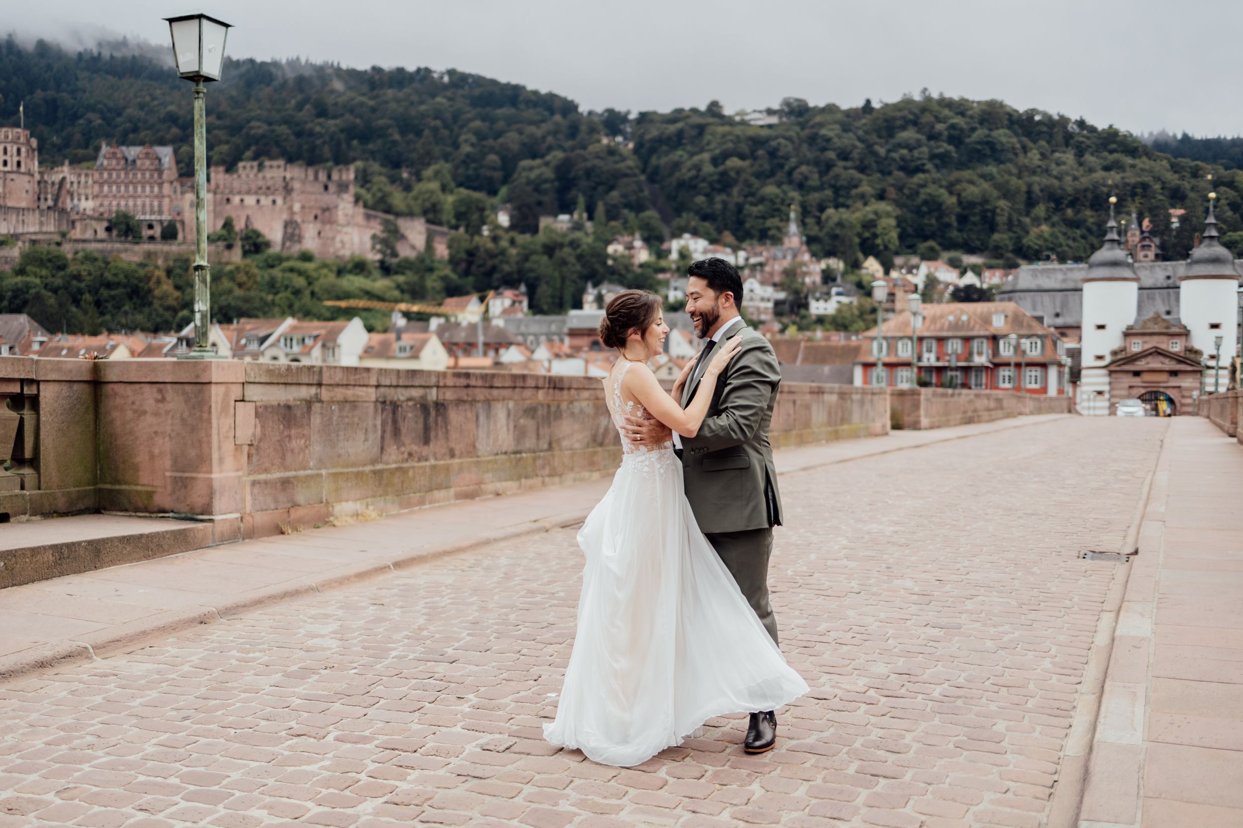 Heidelberg Old Bridge Wedding Photography - Heidelberg Wedding Photographer - Wedding Photography Heidelberg - Couples Photographer