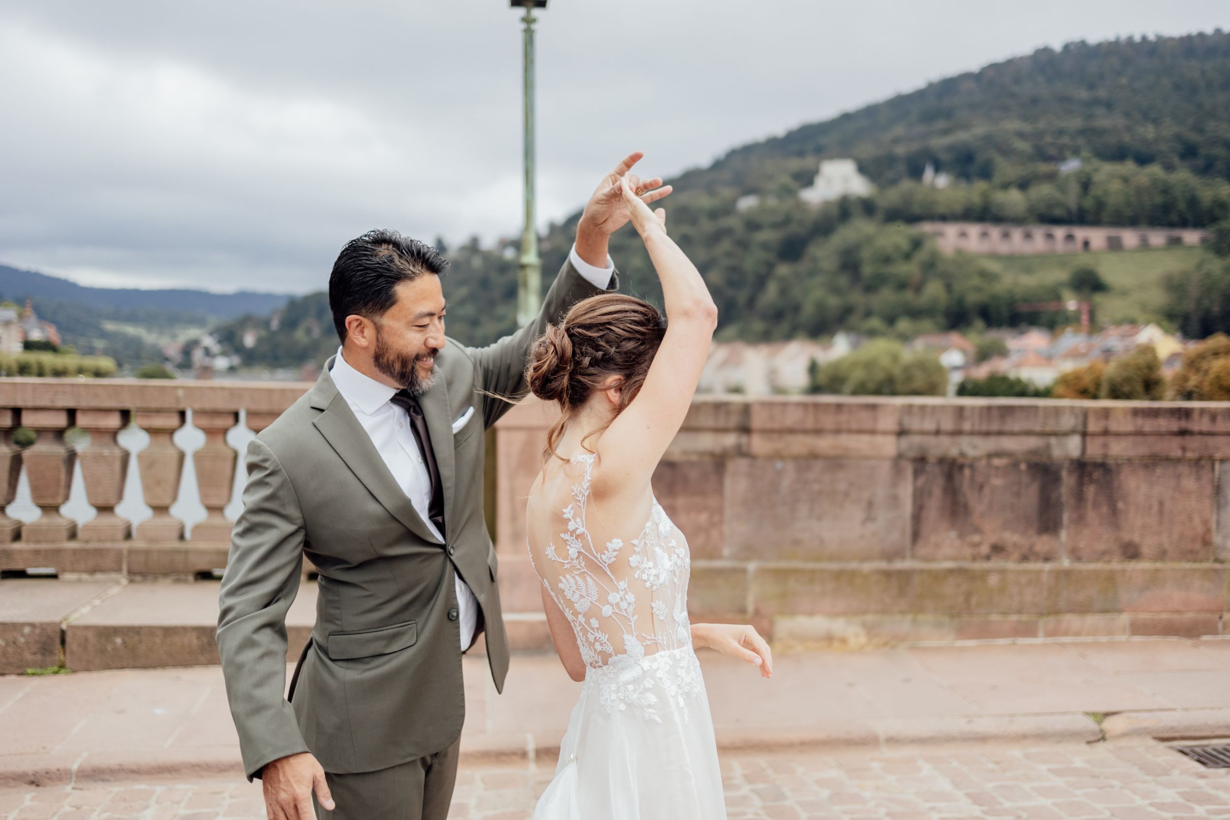 Heidelberg Old Bridge Wedding Photography - Heidelberg Wedding Photographer - Wedding Photography Heidelberg - Couples Photographer