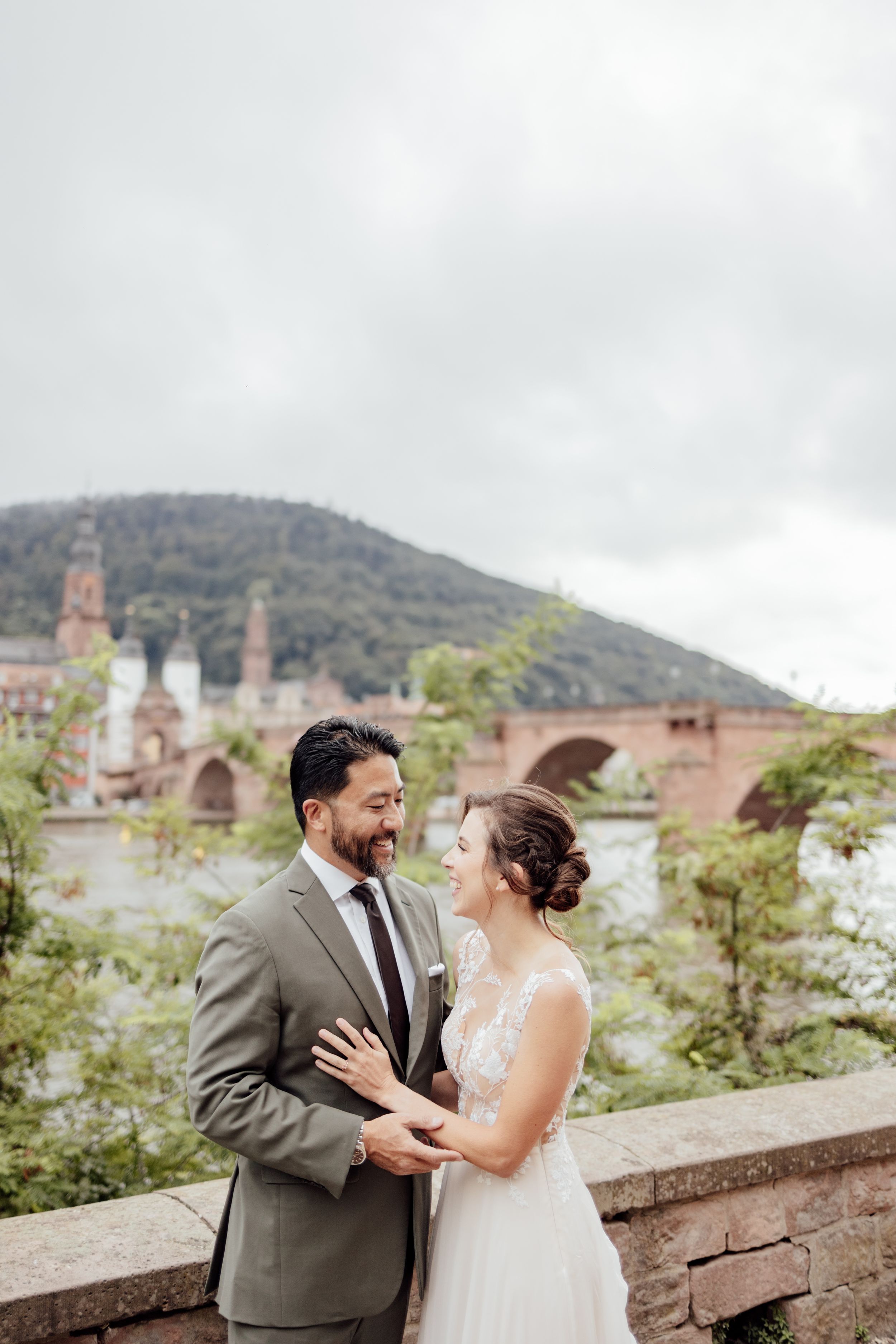 Heidelberg Wedding Photographer - Wedding Photography Heidelberg - Couples Photographer Heidelberg - Heidelberg Old bridge Wedding