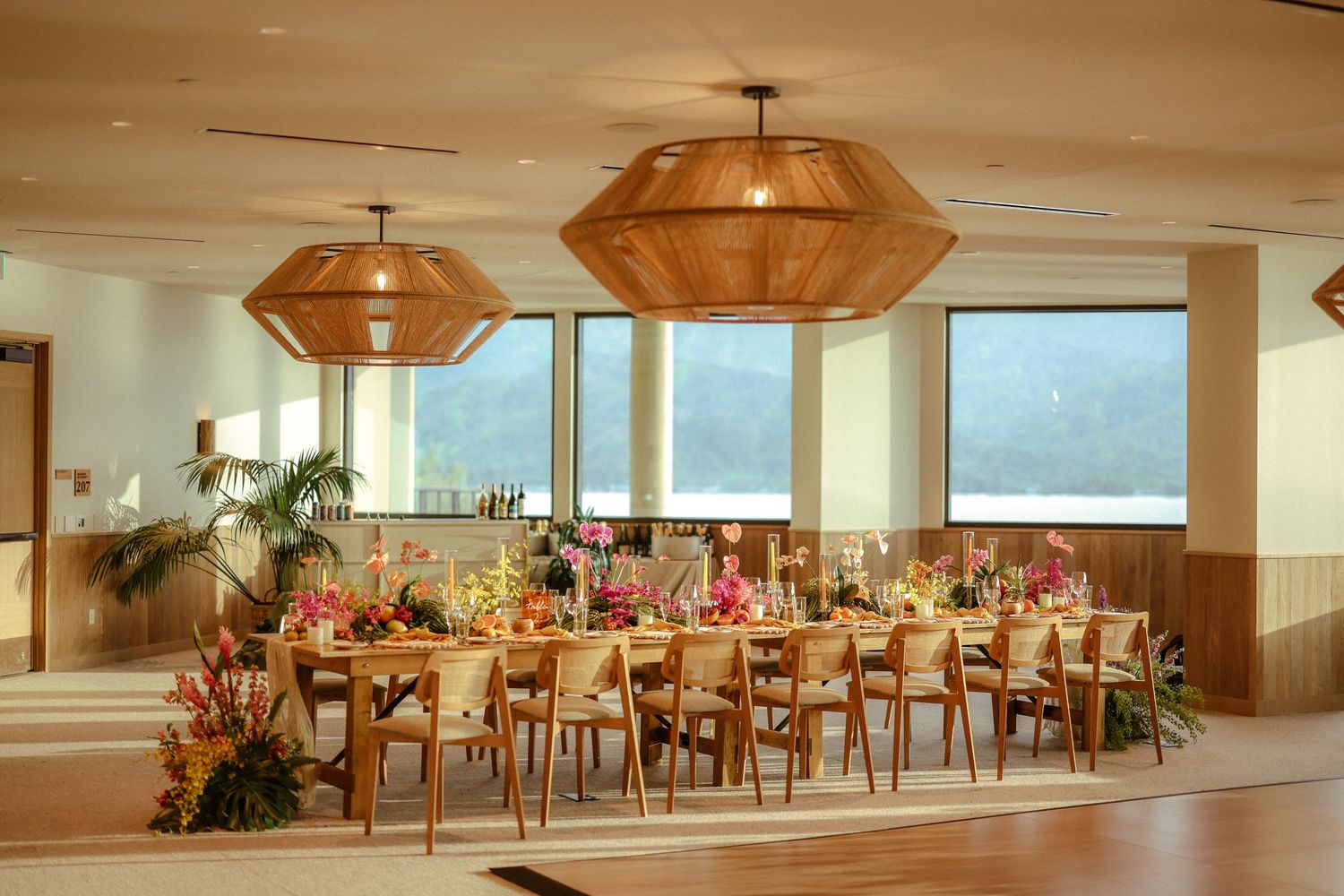 Luxury wedding design  & artful events    Hawaii & Beyond