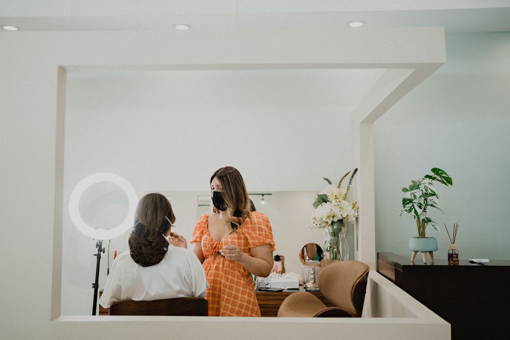Bride getting her makeup done, a beautiful detail shot before her special wedding day