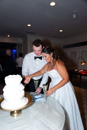 Atlanta area wedding photographer recommendation Pierre the pear with quick turnaround for Georgia luxury weddings