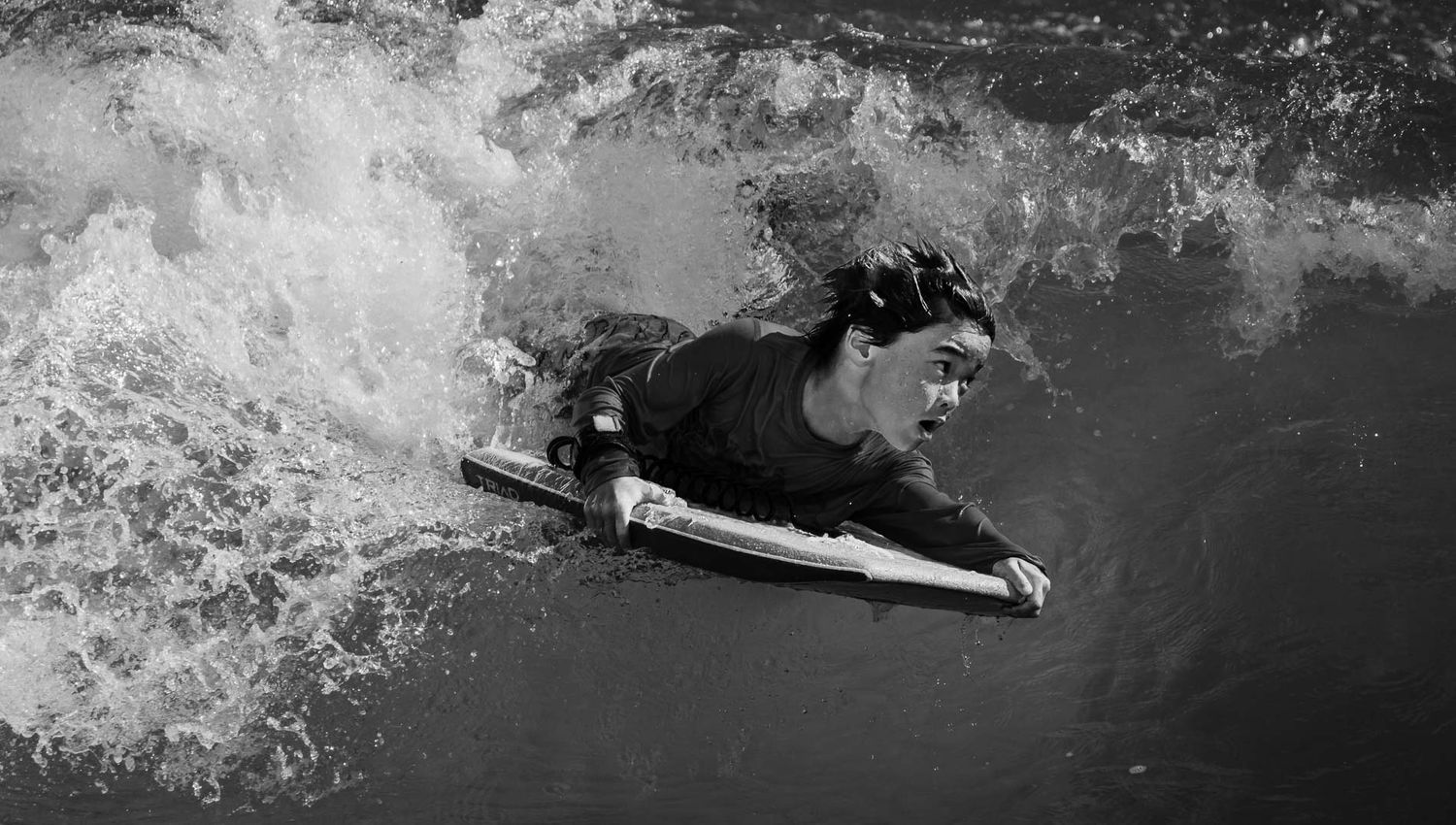 Hawaii, Oahu, Sandy Beach, Wave surfing, Bellyboarding, Shorebreak, Bodyboarding, Bodysurfing